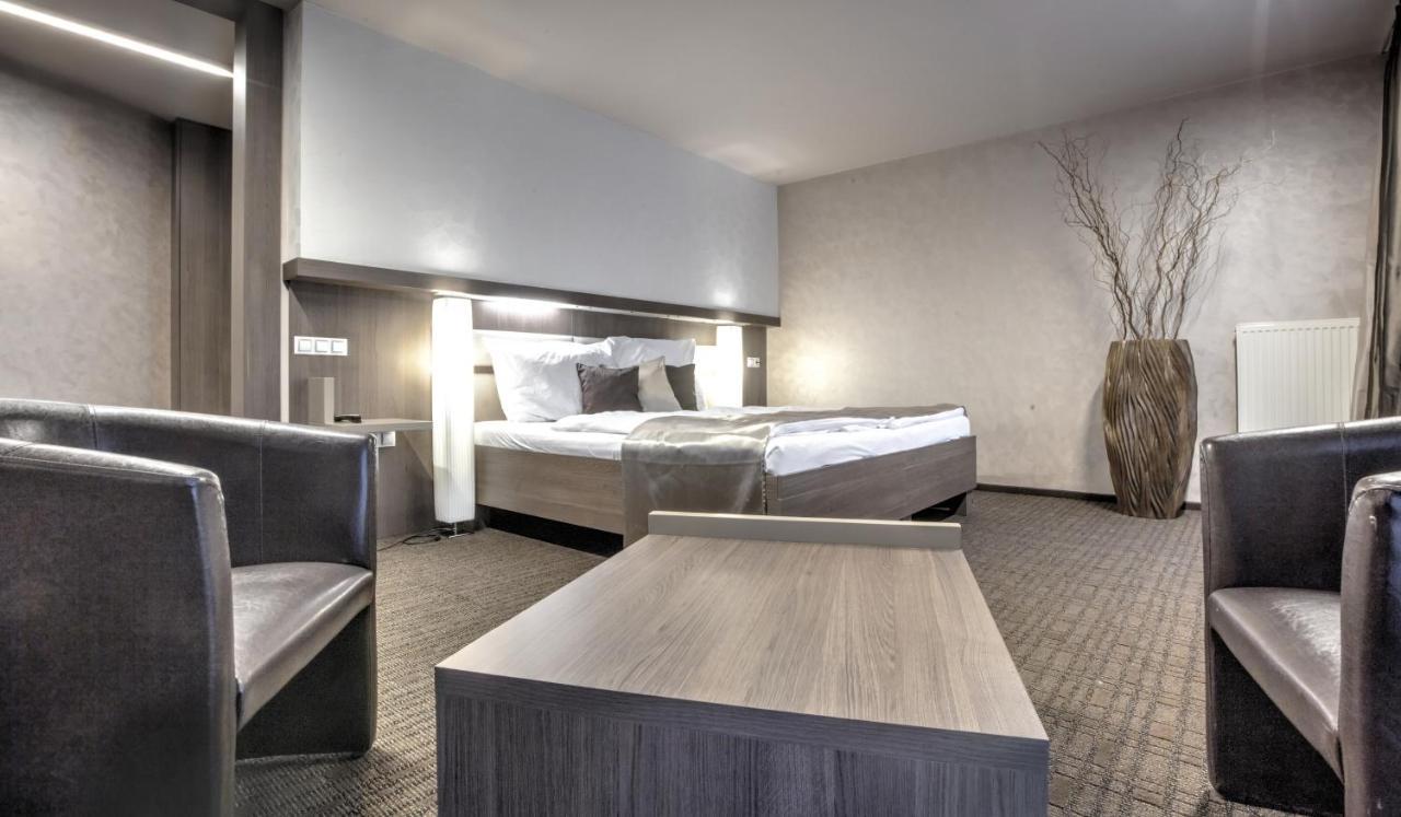 Volcano Hotel 4*