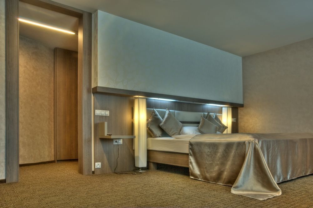 Volcano Hotel 4*